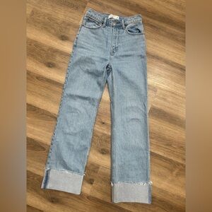 Abercrombie & Fitch The ‘90s Relaxed Jean High Rise